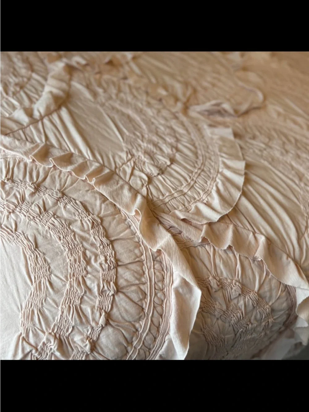Anthropologie Pale Pink/Peach Rivulets Queen Comforter